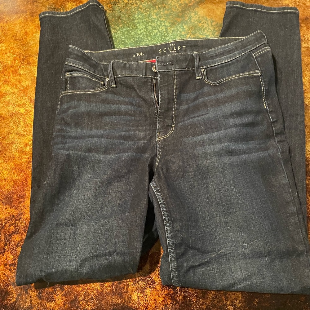 2 Pairs WHBM Women's Dark and Medium Wash Jeans Size 10L - Picture 6 of 8
